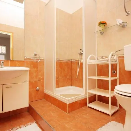 Family Apartment Mirela Borik Zara Esterno foto